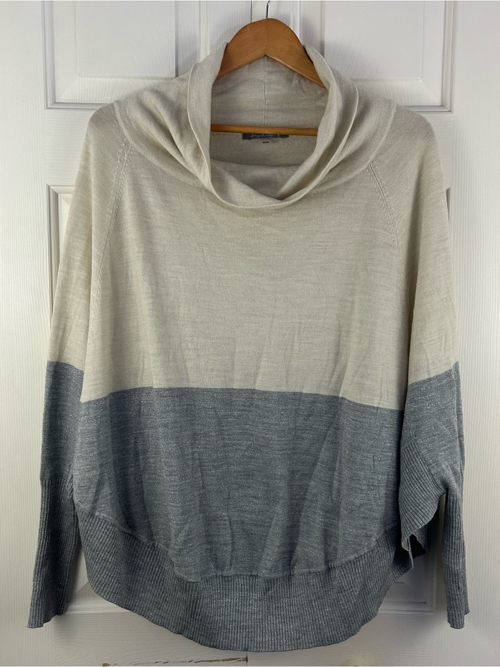 Smartwool Nokoni Sweater Size S/M Cream Gray Merino Wool Blend Dolman Sleeves